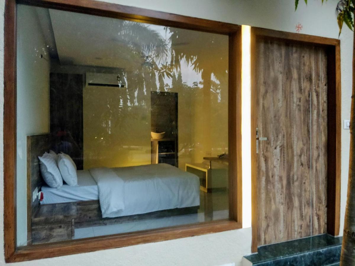 Pushp Vatika Resort & Lawns นาวีมุมไบ ภายนอก รูปภาพ