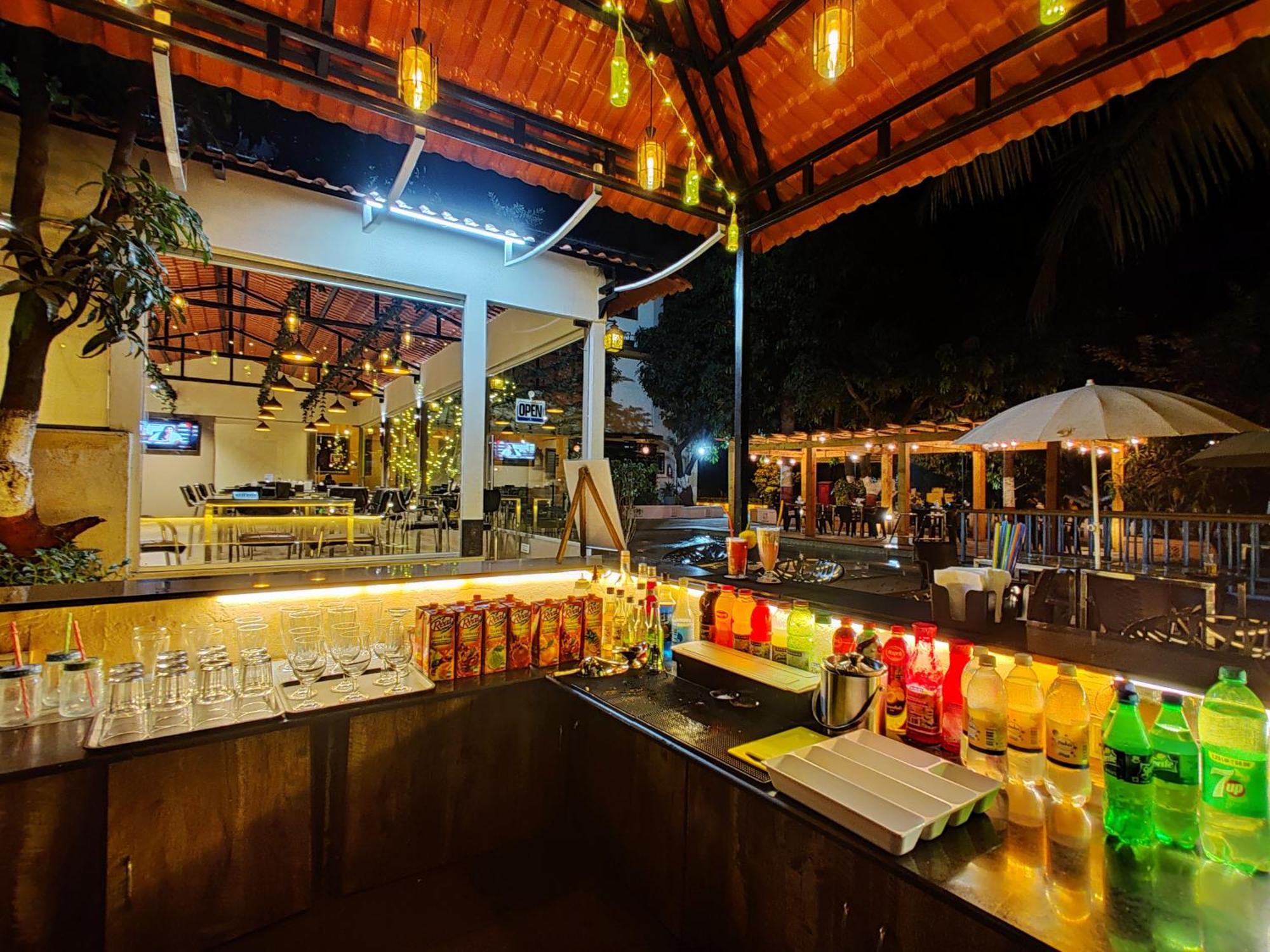 Pushp Vatika Resort & Lawns นาวีมุมไบ ภายนอก รูปภาพ